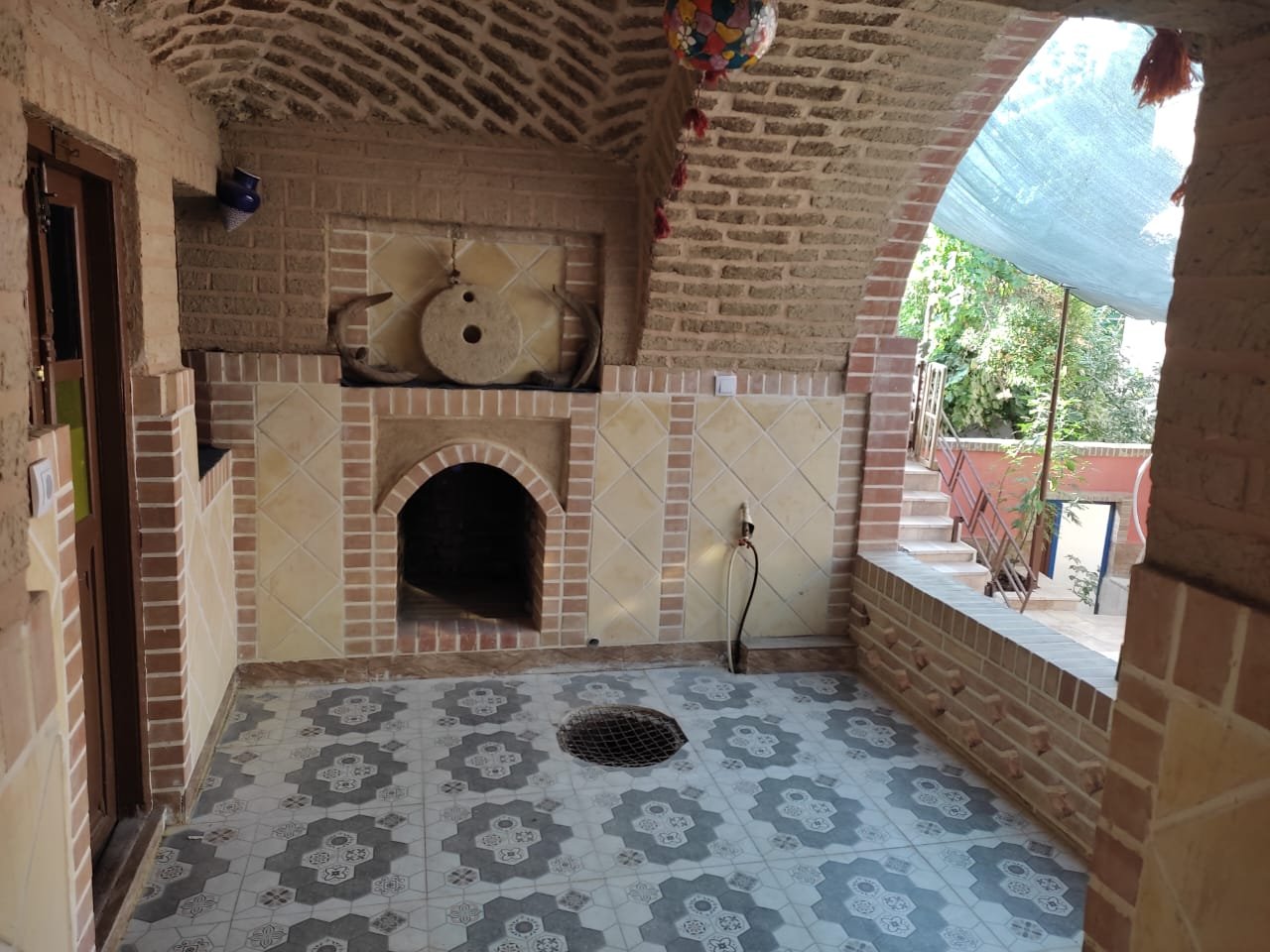 بومگردی میرزا طاهر - واحد 5