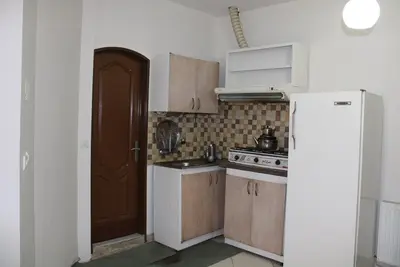 مجتمع اقامتی دوخوابه حمید واحد ۲۰۱