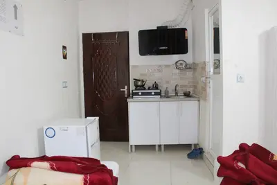 آپارتمان حمید - واحد 402