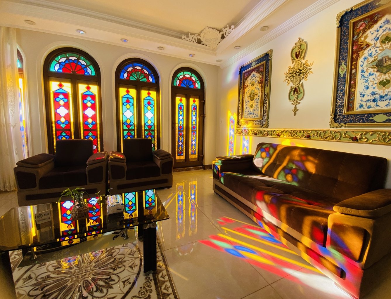 اُمرو - خانه شاهنشین