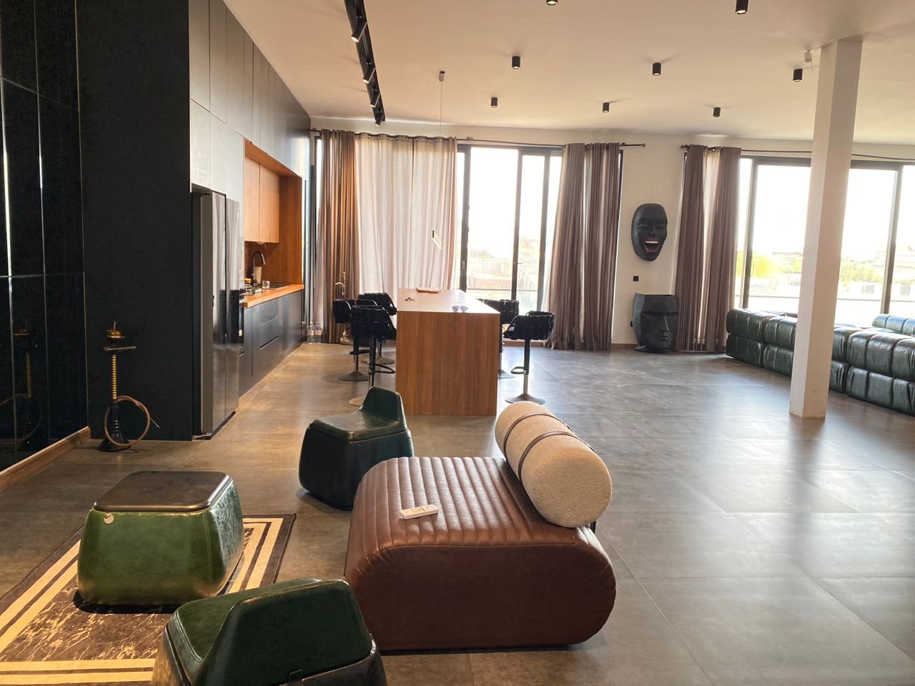 ویلا سه خوابه استخردار آبگرم عمارت نادری