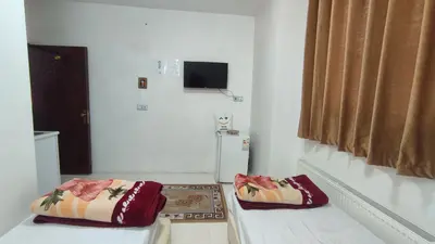 آپارتمان حمید - واحد 405