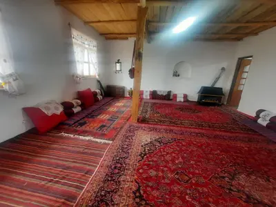 بومگردی یک خوابه بلاغ واحد خانه مادربزرگ