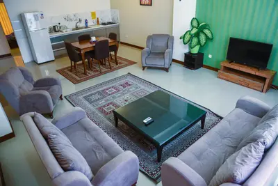 مجتمع اقامتی دوخوابه رویال هاوس واحد چهارتخته بلوک C