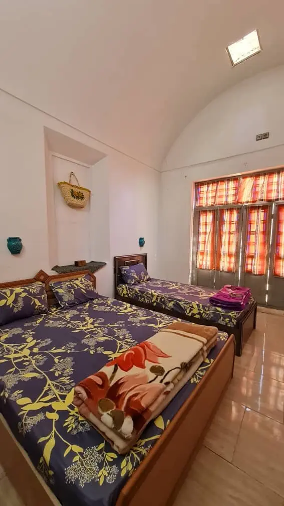 اقامتگاه سنتی خانه شما - واحد سه تخته ۴