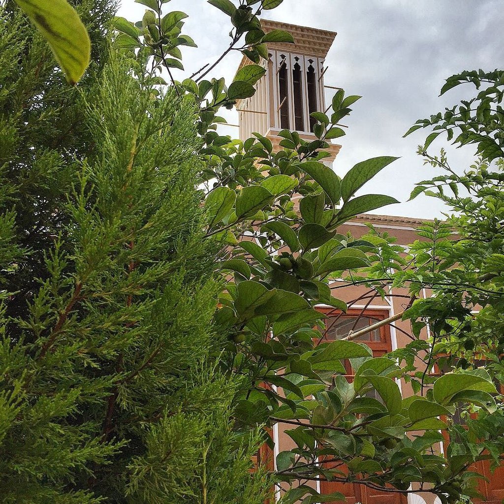 بومگردی کوچه حنا - واحد ۱۰۲