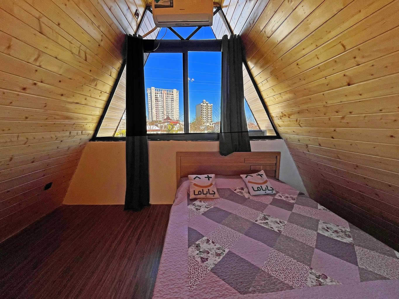 کلبه کلبه دوخوابه چوبی استخردار آرتام 2