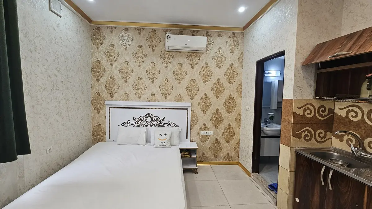 مسافرخانه سارینا - واحد ۳۰۴