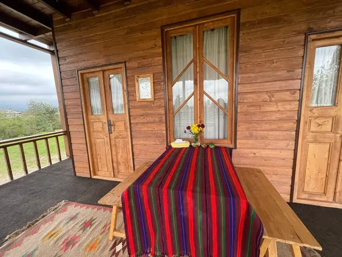 بوم گردی دلژین - واحد برکه