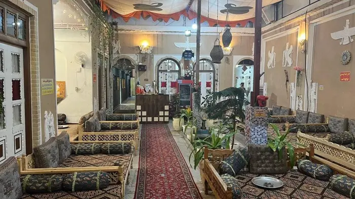 اقامتگاه سنتی باغ میرزا - واحد ۱۰۳