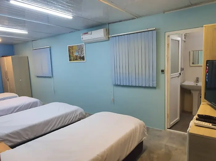 مجتمع اقامتگاهی ارغوان - واحد چهار تخته