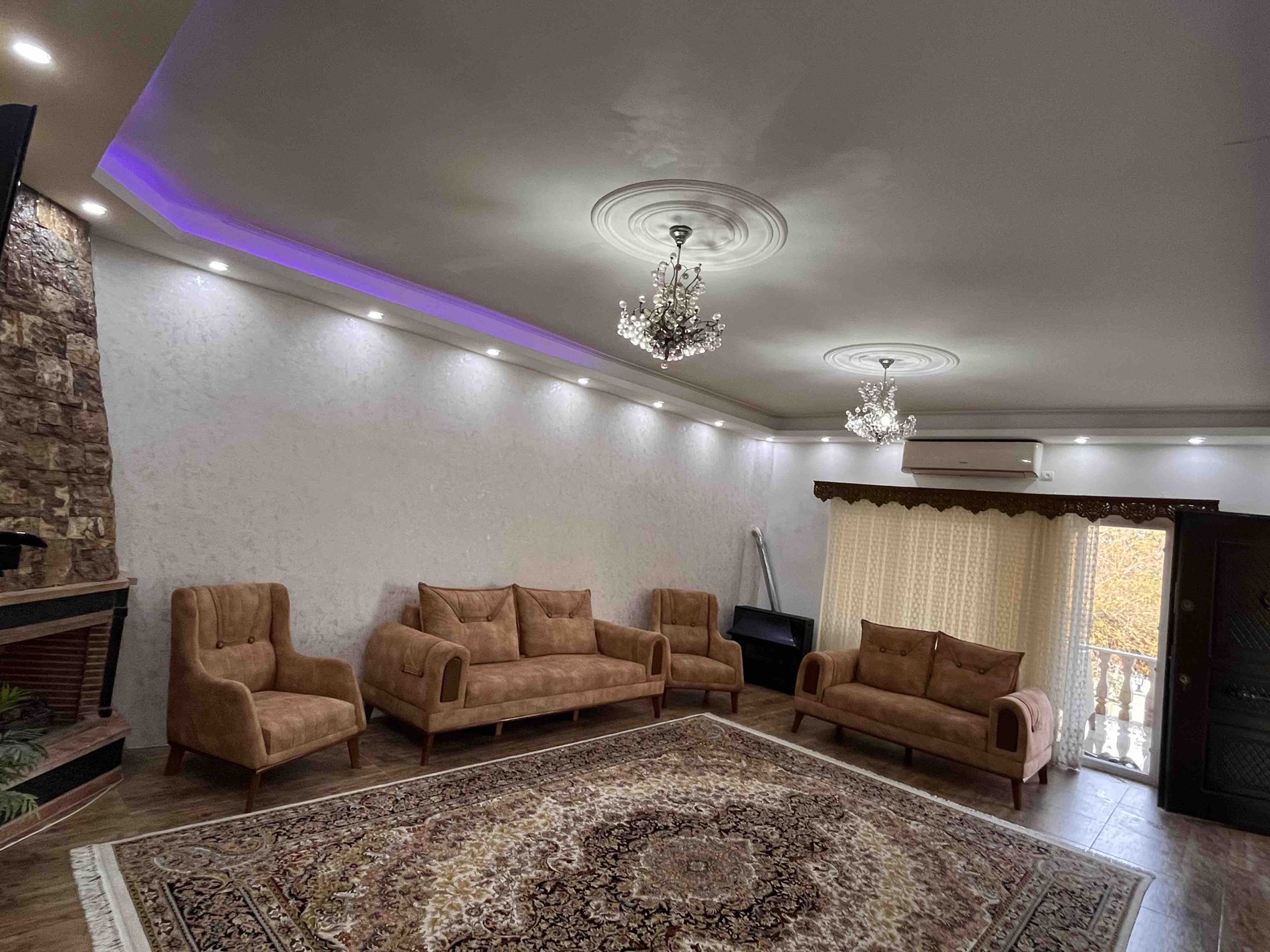 ویلا دوخوابه ساحلی رادیو دریا 1