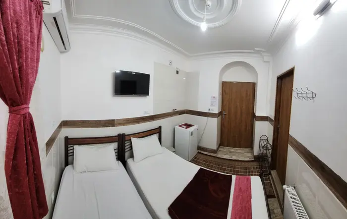 مسافرخانه شریف - واحد دوتخته ۱