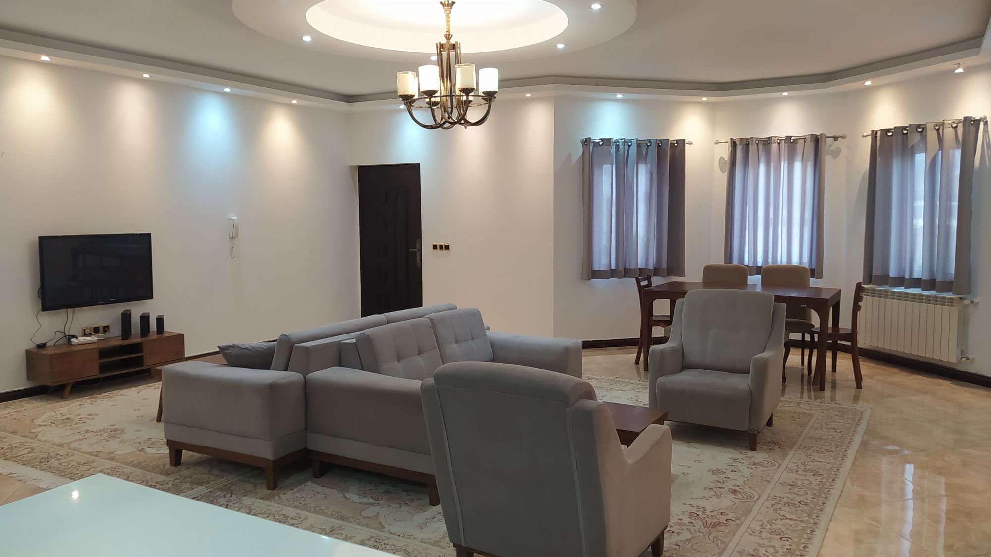 ویلا دوخوابه استخردار چهارفصل نسترن