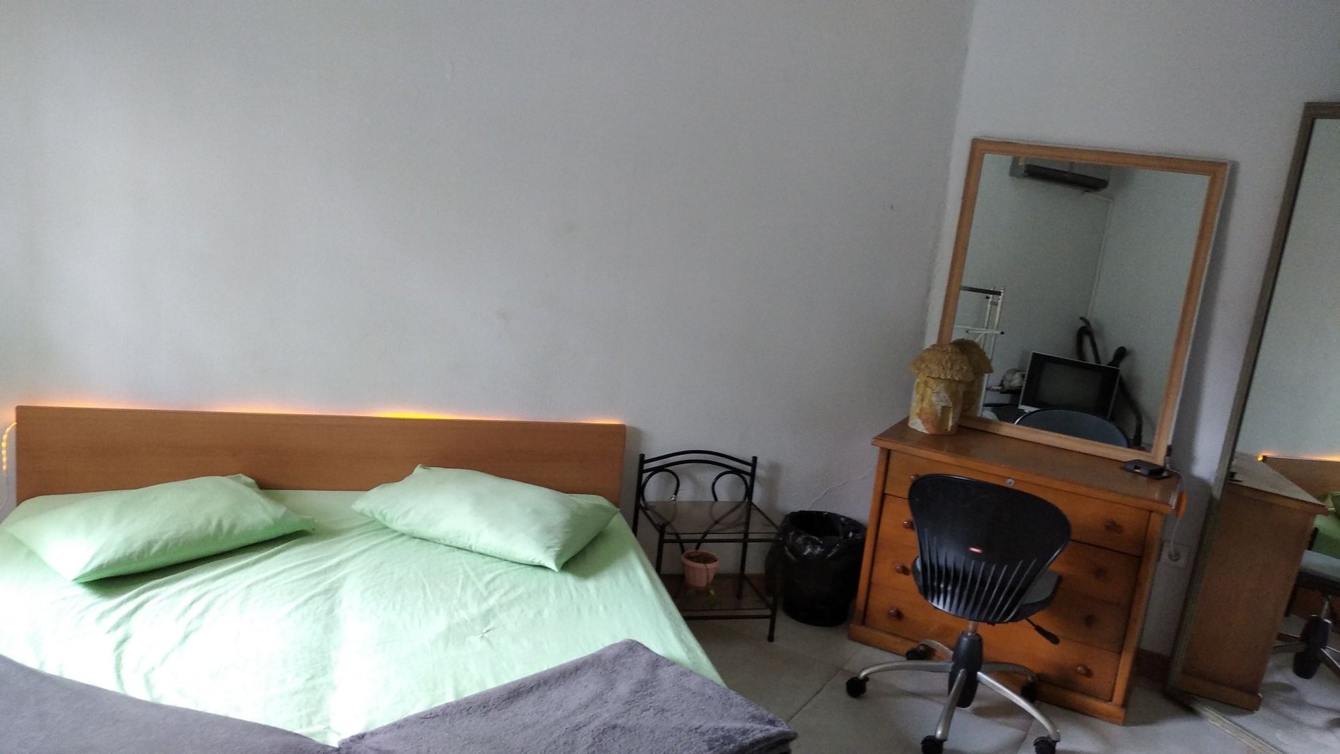 یک خوابه استاد شهریار صدف