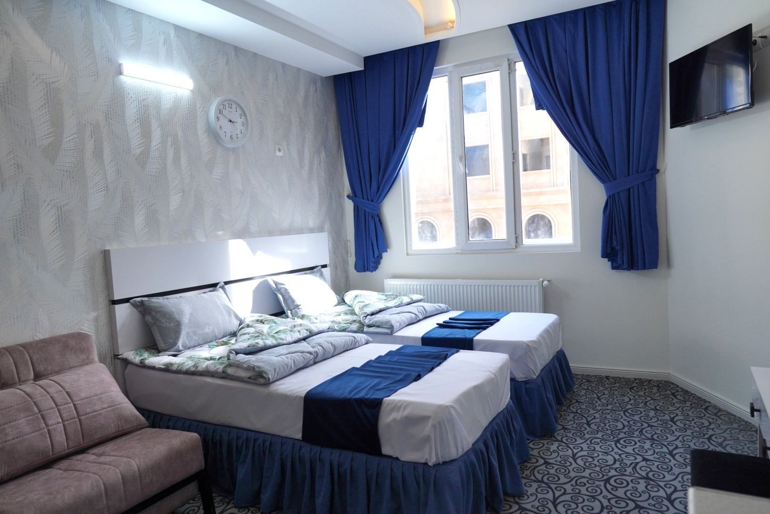 مسافرخانه فروغ هشتم - واحد ۱۰۱