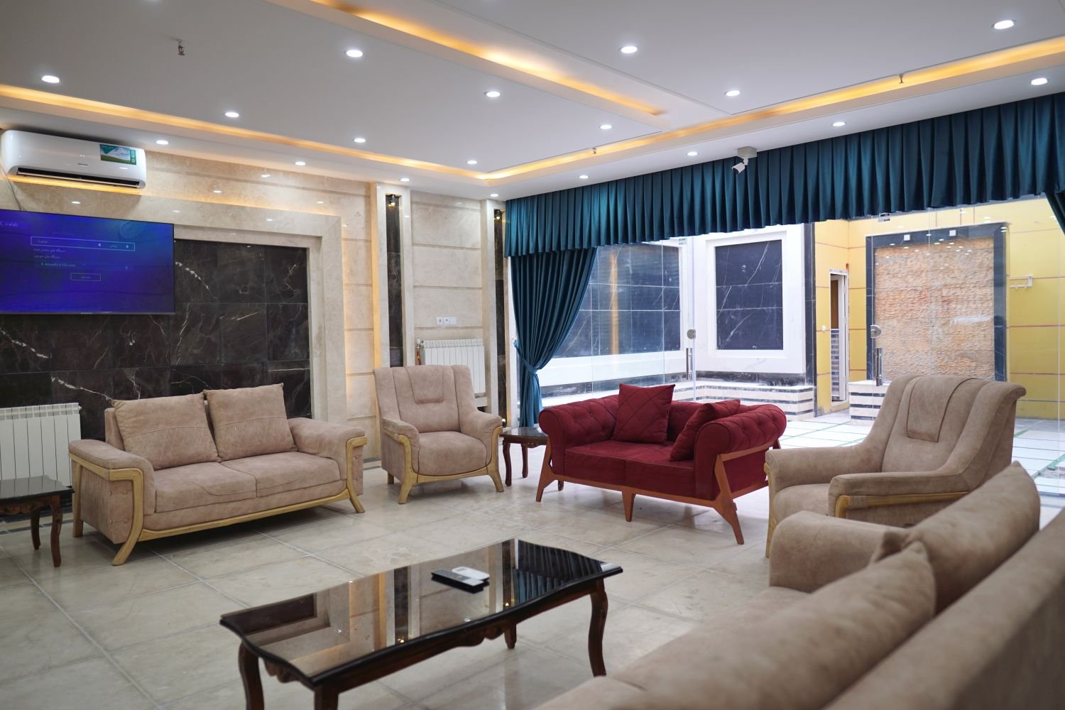 مسافرخانه فروغ هشتم - واحد ۱۰۱