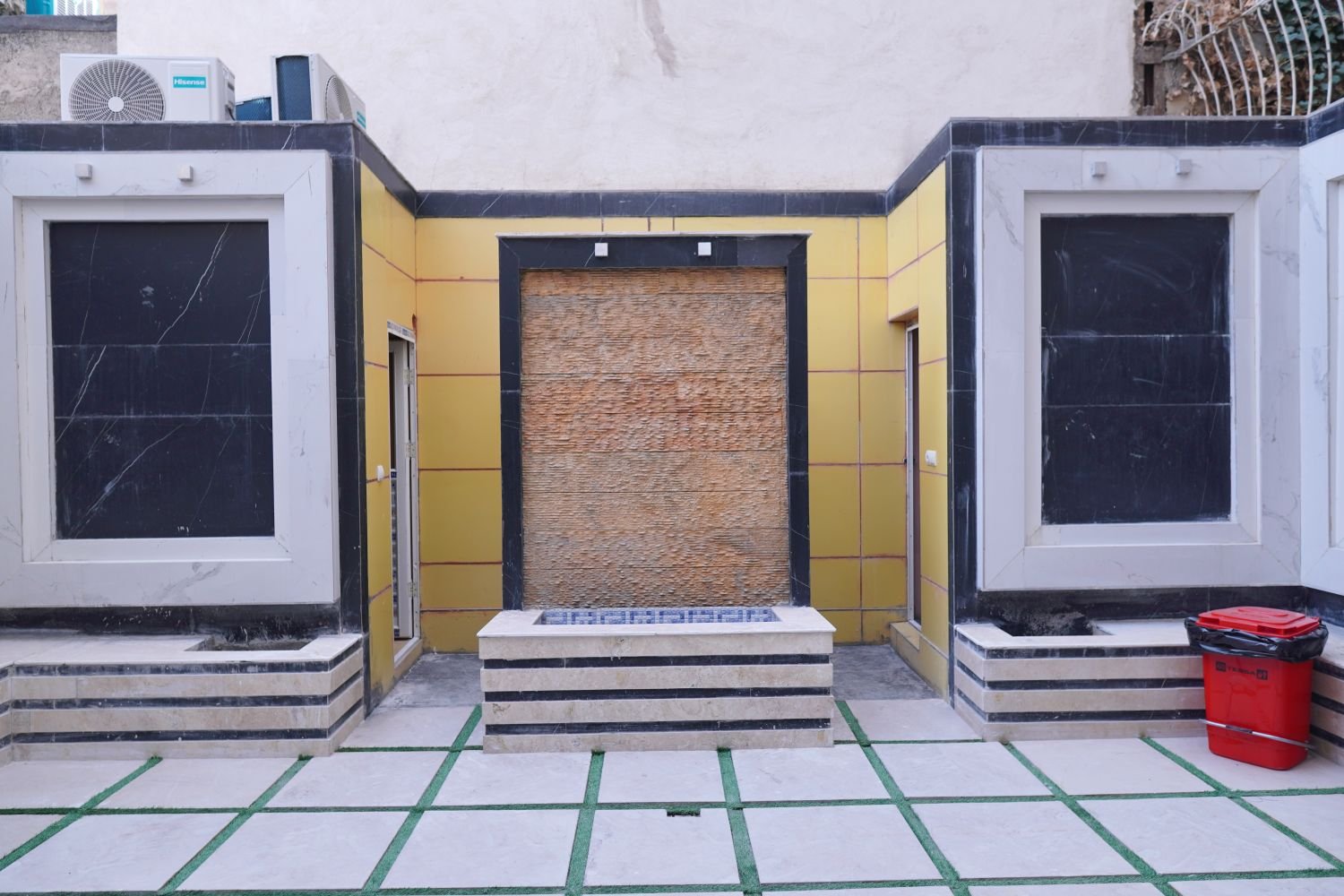 مسافرخانه فروغ هشتم - واحد ۱۰۱