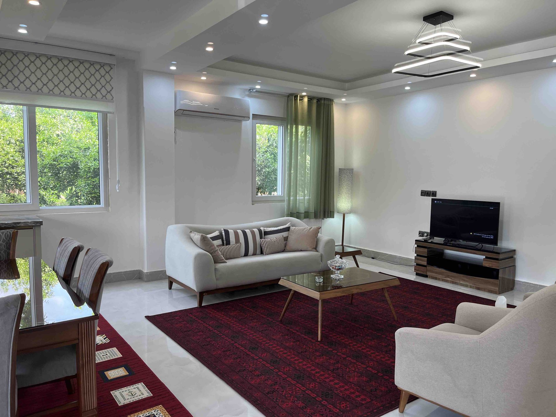 دوخوابه خانه باغ معین