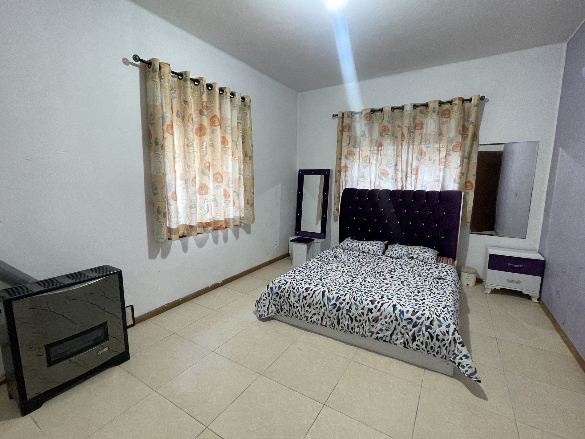 ویلا دوخوابه ساحلی استخردار آبگرم دریا