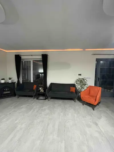 ویلا دوخوابه استخردار عمارت باغ ایون