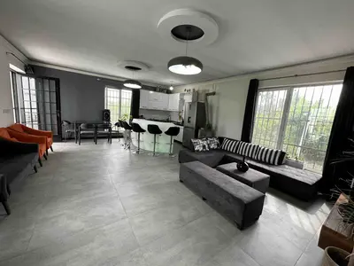 ویلا دوخوابه استخردار عمارت باغ ایون