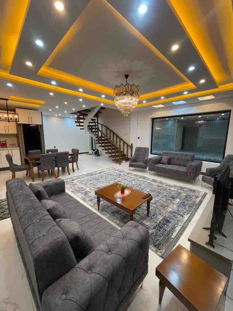 ویلا سه خوابه ساحلی استخردار آبگرم پرتلند