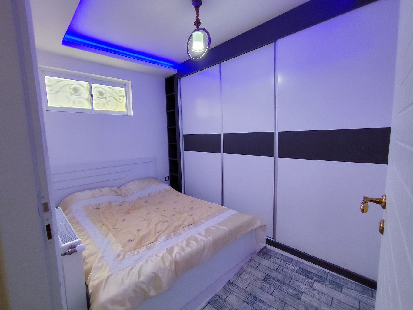 دوخوابه مهربوم