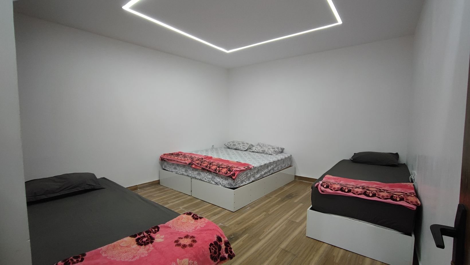 آپارتمان دوخوابه فرهنگ دانشمند