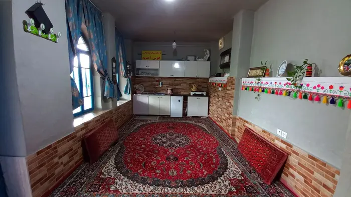 کلبه یک خوابه عمو یحیی - اتاق پذیرایی