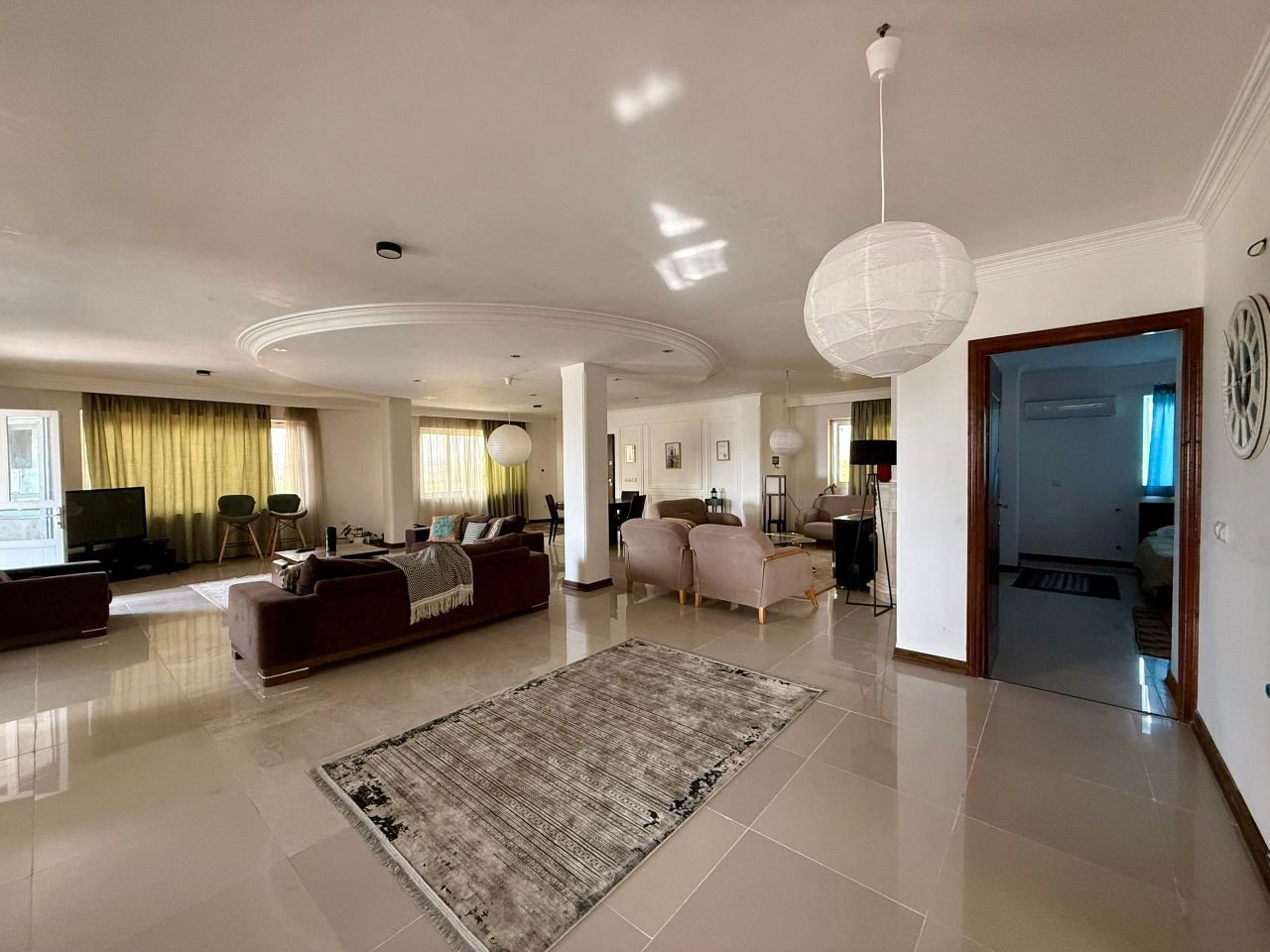 آپارتمان سه خوابه ارغوان 2