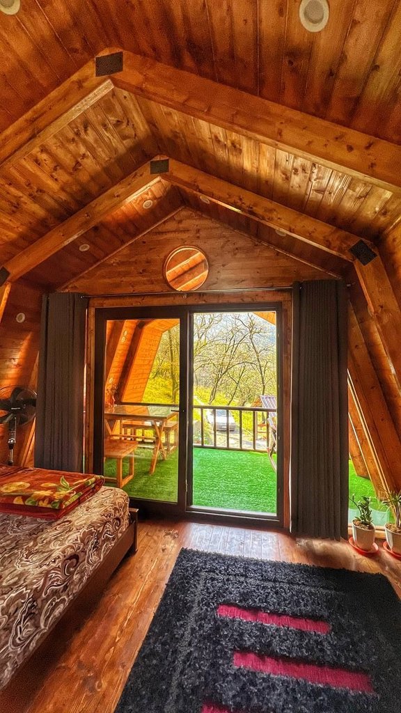 یک خوابه سوئیسی جنگلی نیما