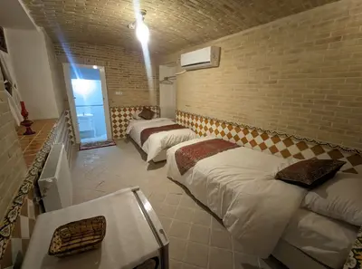 بومگردی عمارت سران - واحد بهار