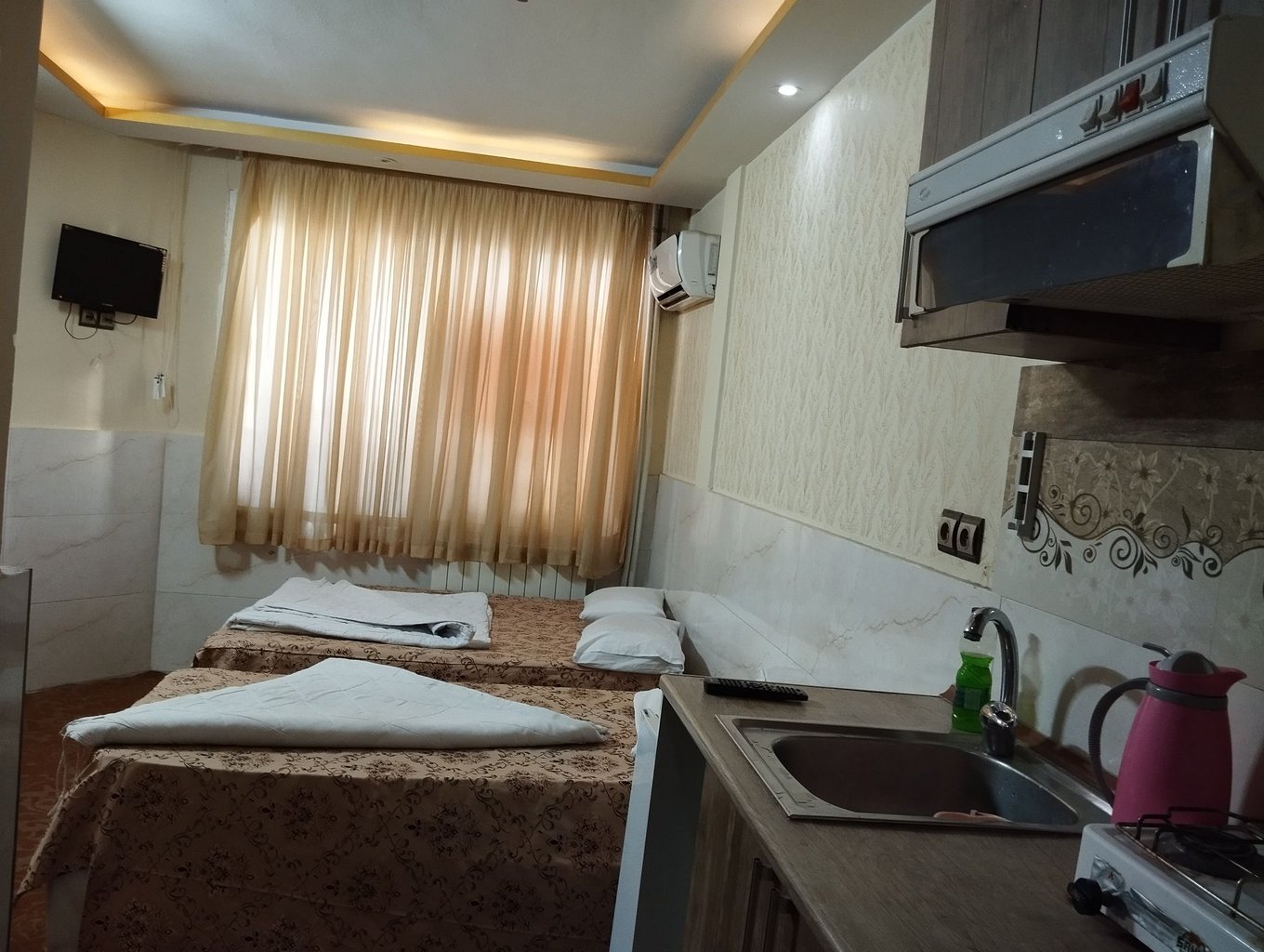 مجتمع اقامتگاهی پنج تخته طبقه 2 - واحد 202سه تخت