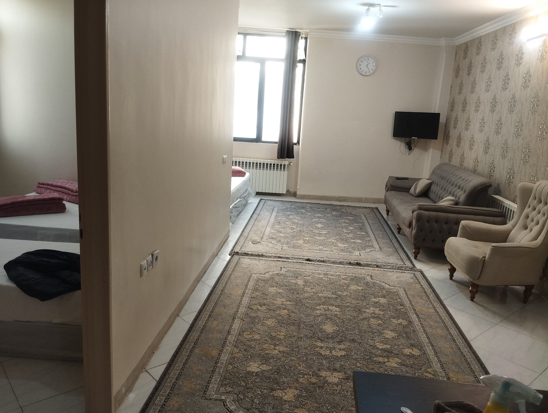 سوئیت آپارتمان طبقه اول واحدا