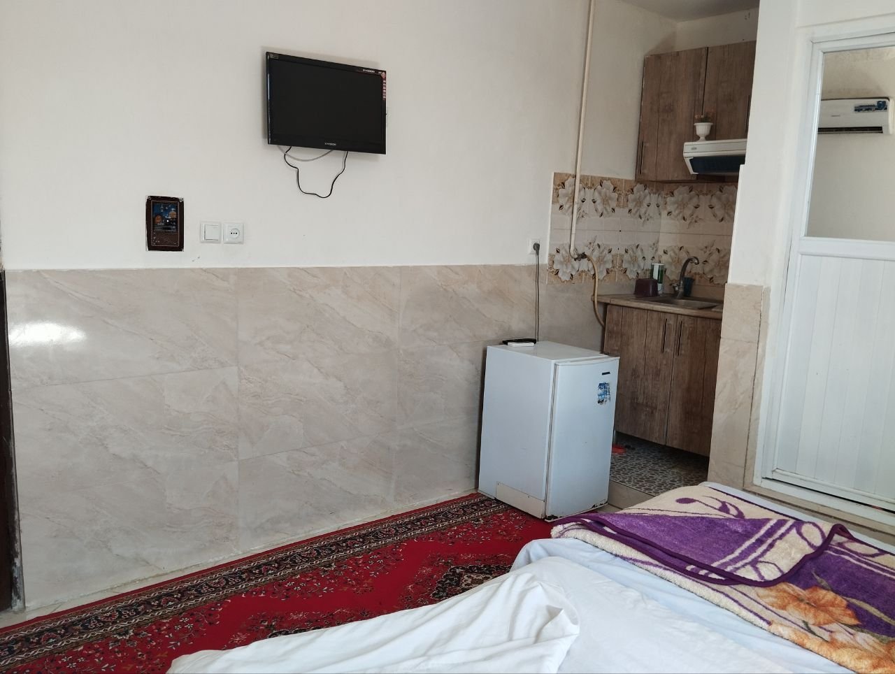 مجتمع اقامتگاهی پنج تخته طبقه 2 - واحد سه تخته 303