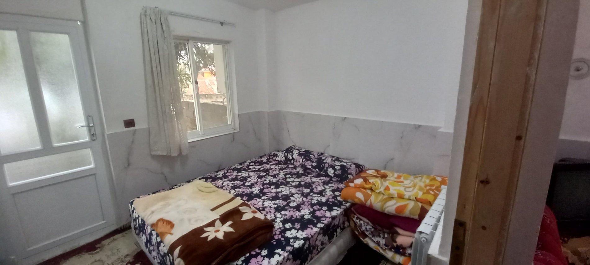 یک خوابه زرهون