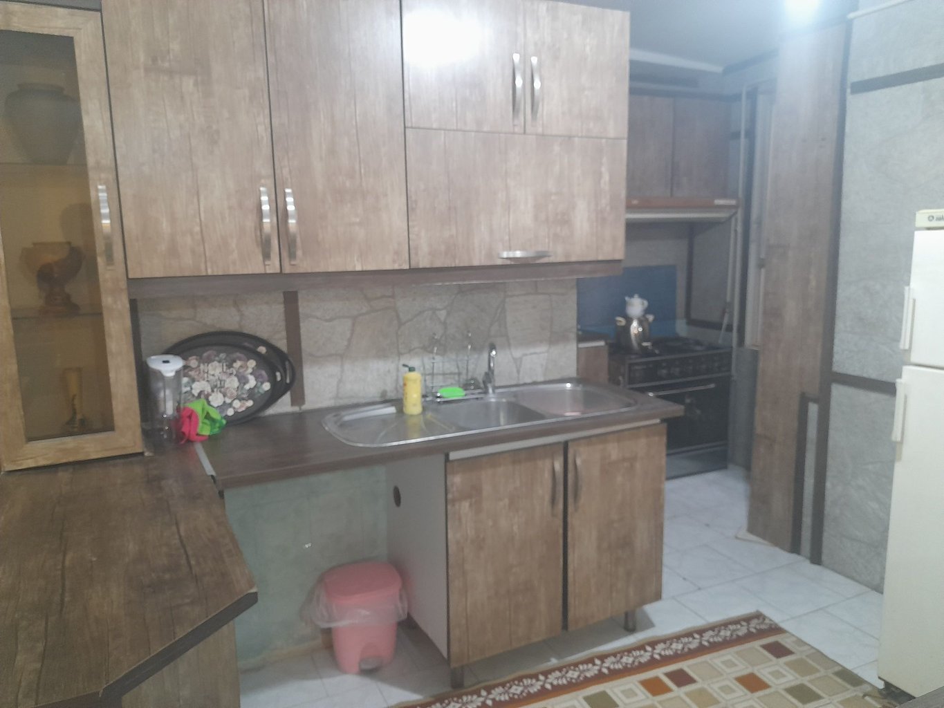 آپارتمان دوخوابه زنبق ۱