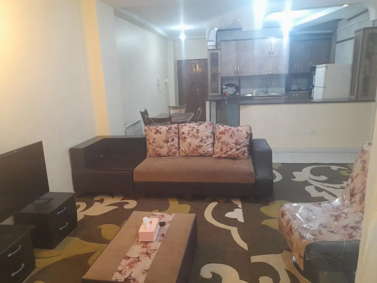 آپارتمان دوخوابه زنبق ۱