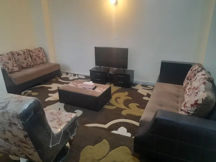 آپارتمان دوخوابه زنبق ۱