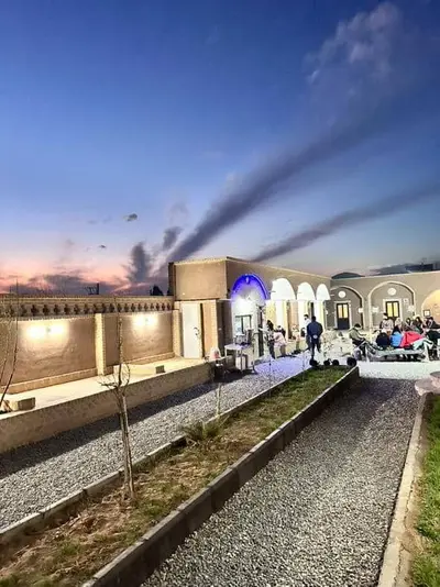 بومگردی نگین کویر - واحد 18