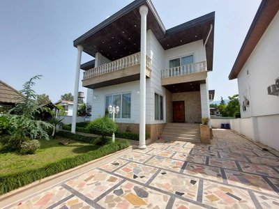 ویلا چهارخوابه استخردار دیانا ۶