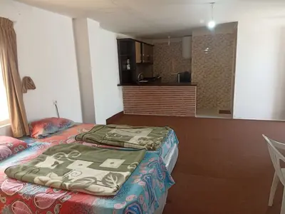 سوئیت فلت شرقی