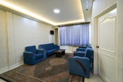 سوئیت دوخوابه آناهیتا واحد هفت تخته