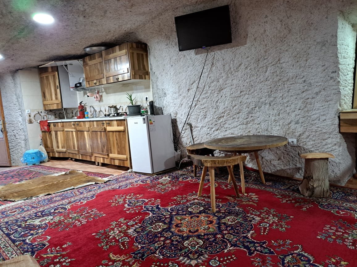 بومگردی کیان کندوان - واحد 3
