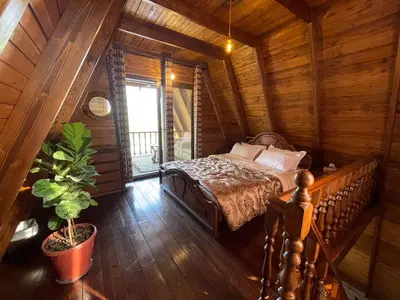 کلبه یک خوابه سوئیسی ماه جَبین