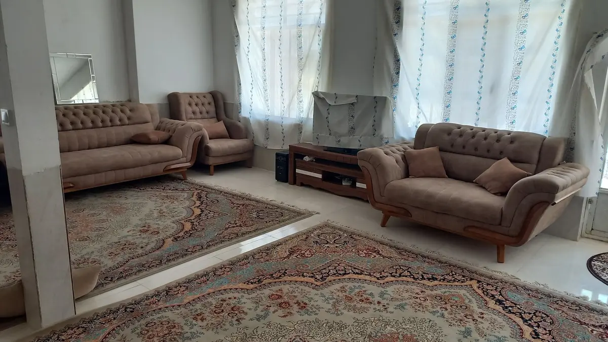 ویلا یک خوابه باغ ارغوانی