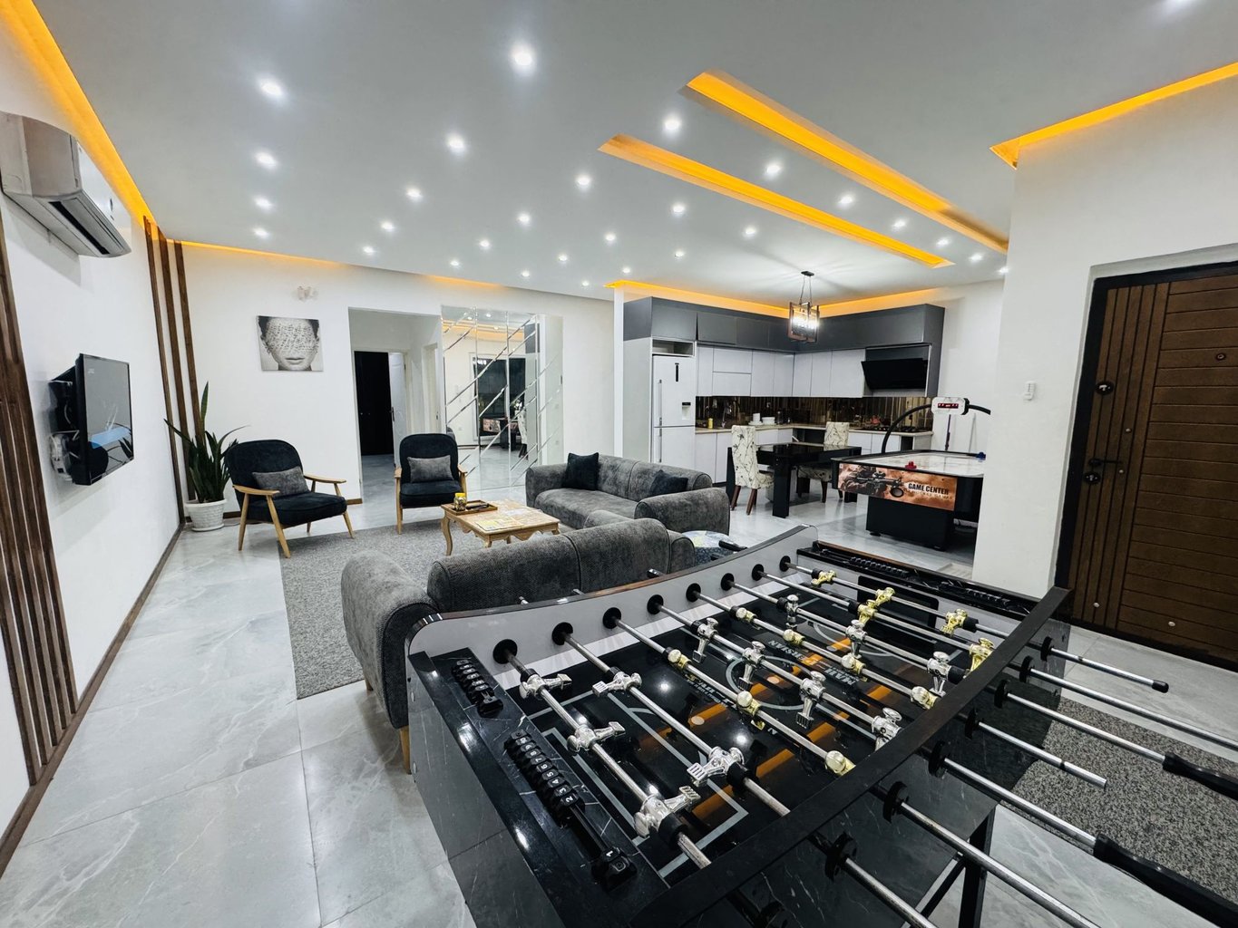 ویلا سه خوابه استخردار آبگرم حاجی کلا 1