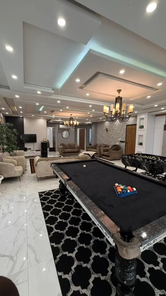 ویلا سه خوابه استخردار طاووس