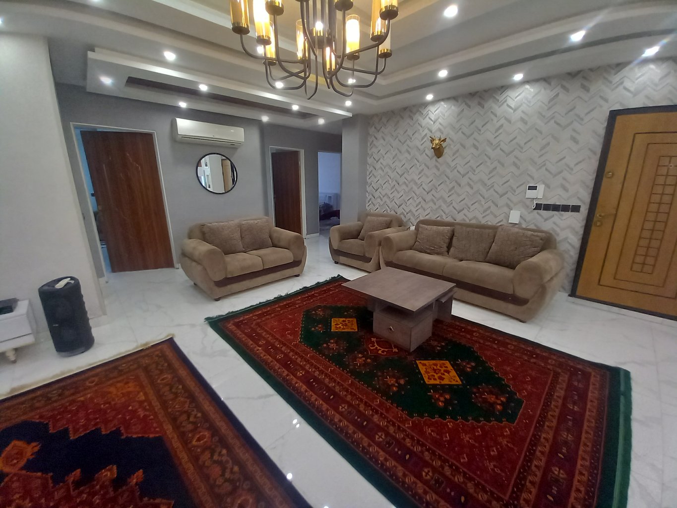 ویلا سه خوابه استخردار ابگرم طاووس